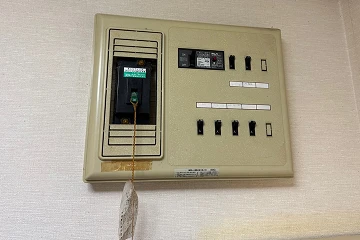 分電盤が古くて不安を感じている