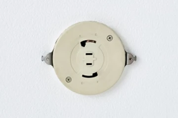 重量照明に対応する引掛埋込ローゼット