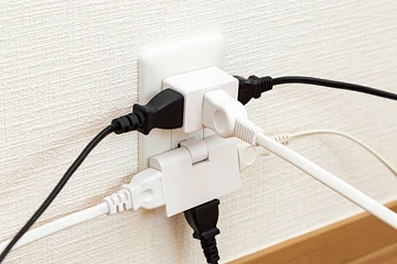 電源の位置が使いづらい場所にある